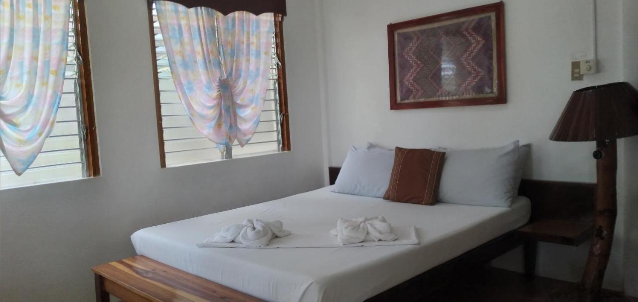 Summer Homes Beach Resort And Cottages Palawan Barton Bagian luar foto
