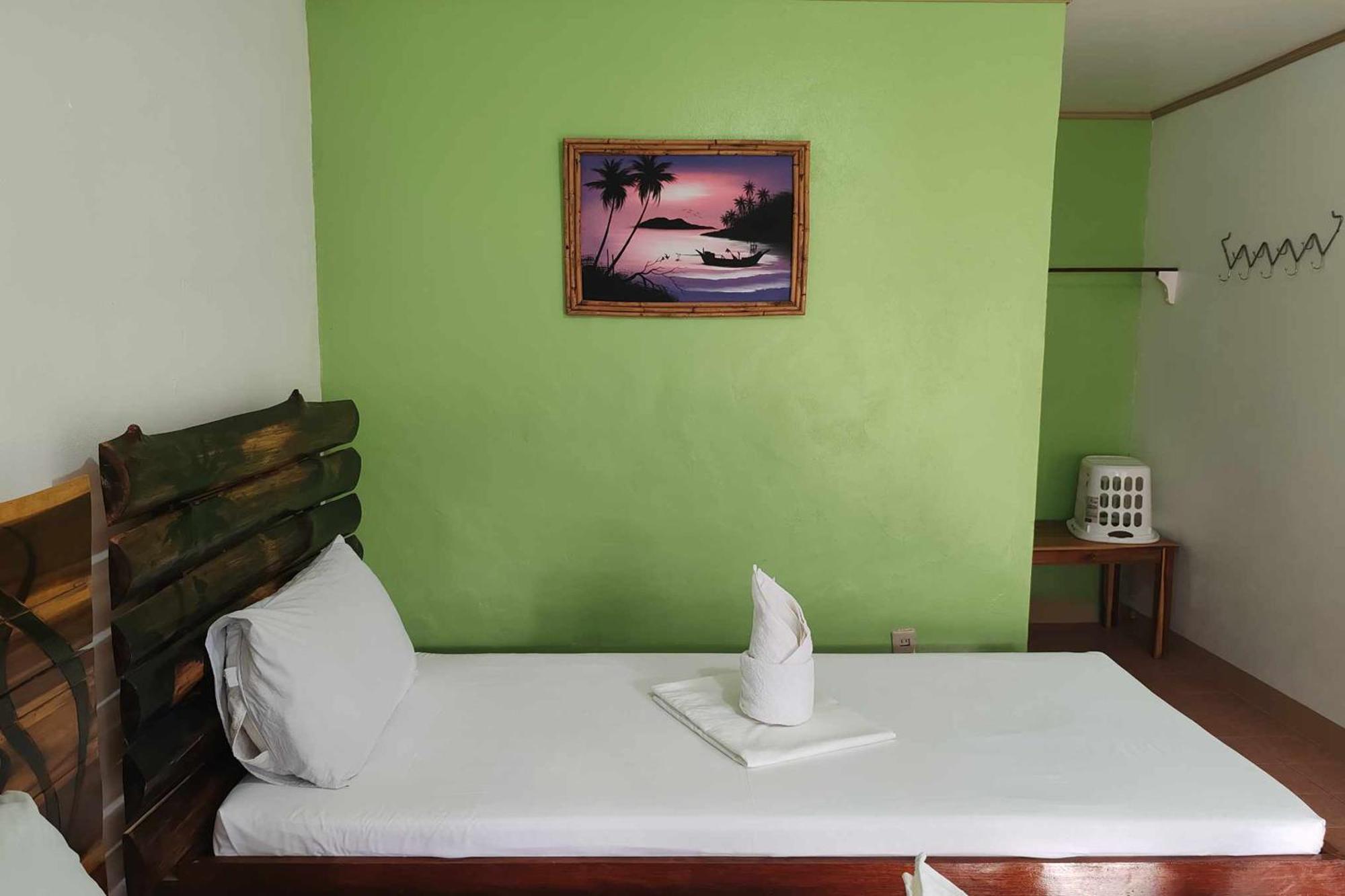 Summer Homes Beach Resort And Cottages Palawan Barton Bagian luar foto