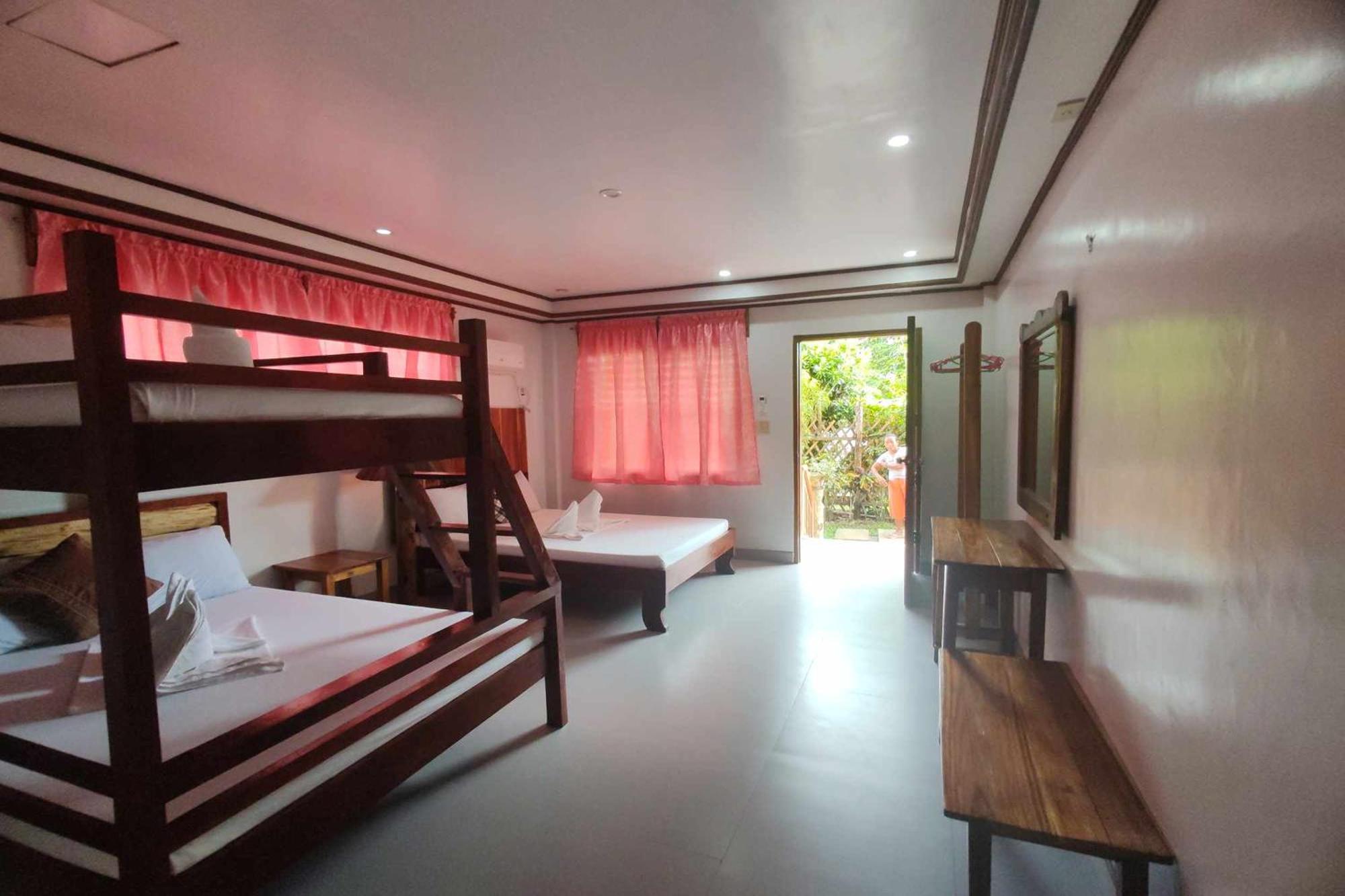 Summer Homes Beach Resort And Cottages Palawan Barton Bagian luar foto