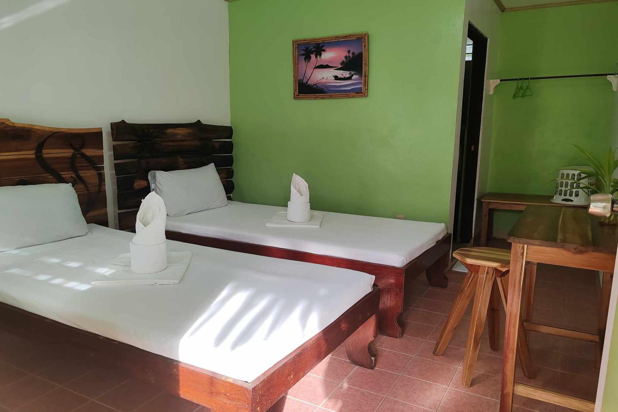 Summer Homes Beach Resort And Cottages Palawan Barton Bagian luar foto