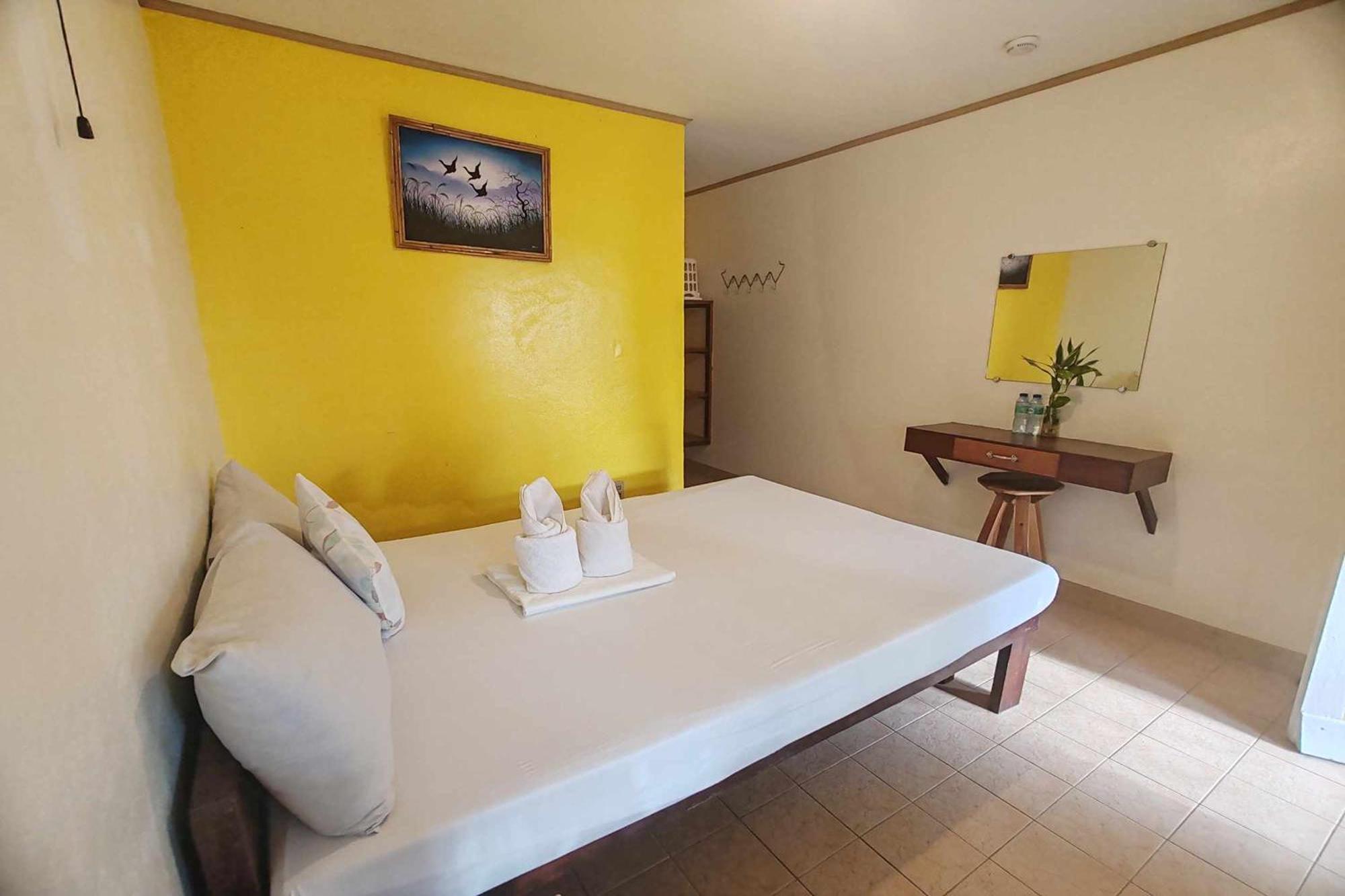 Summer Homes Beach Resort And Cottages Palawan Barton Bagian luar foto